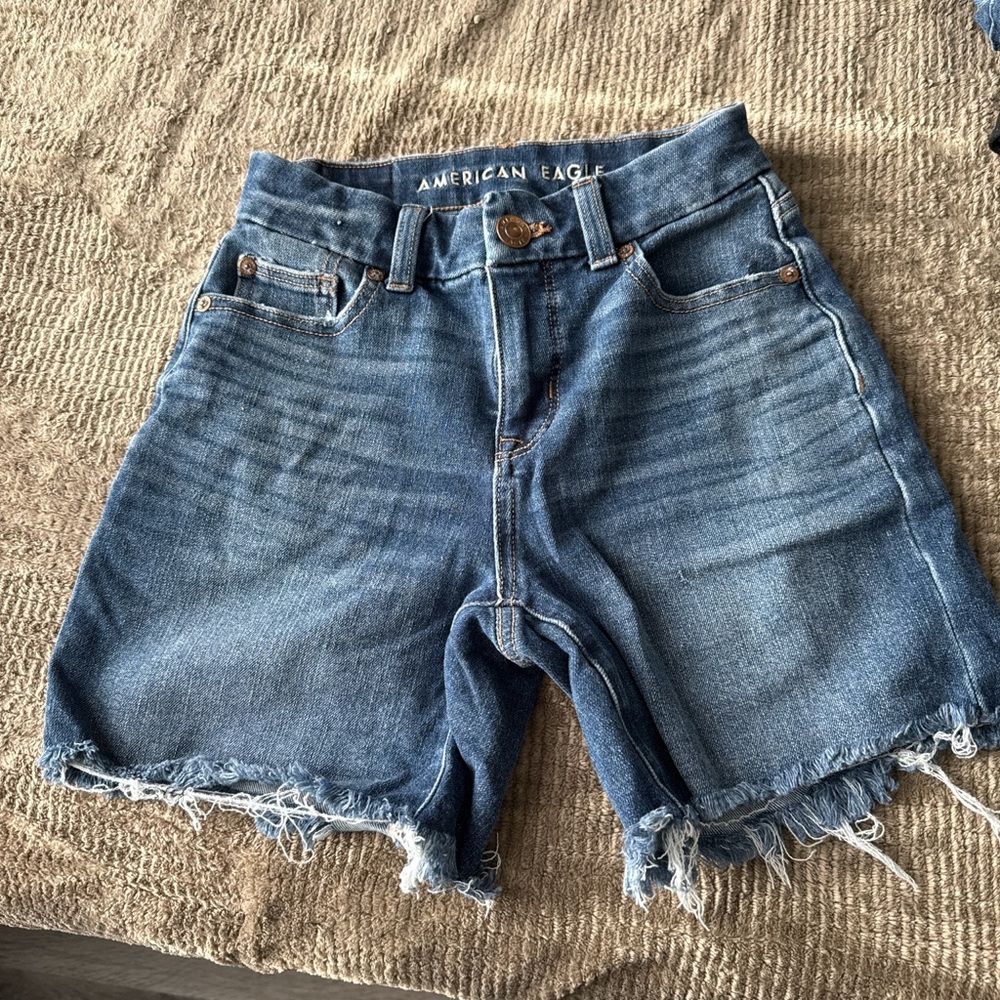American Eagle Outfitters Mid-Rise Distressed Denim Shorts - Blue